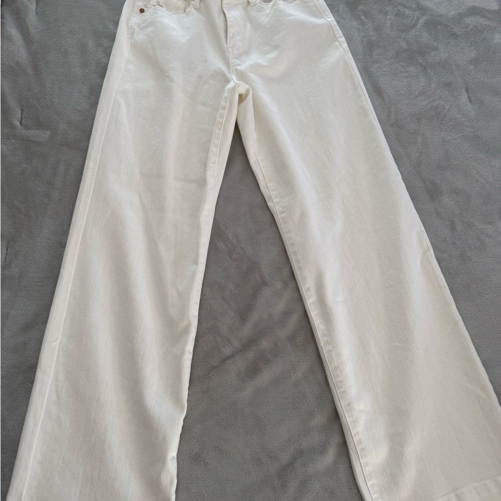 Judy Blue Women's Cream Flare Jeans